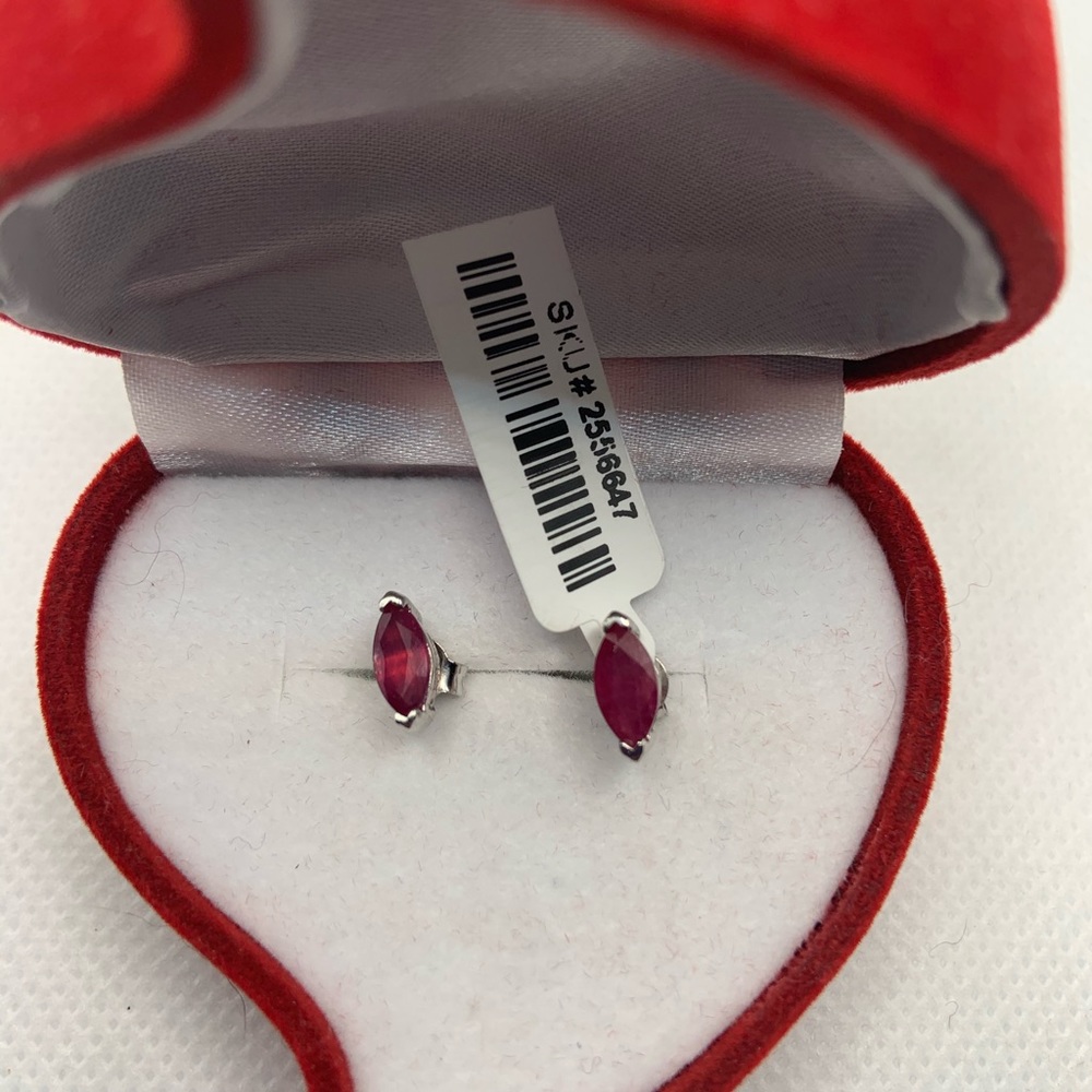 RUBY STUD EARRINGS - Picture 8 of 8